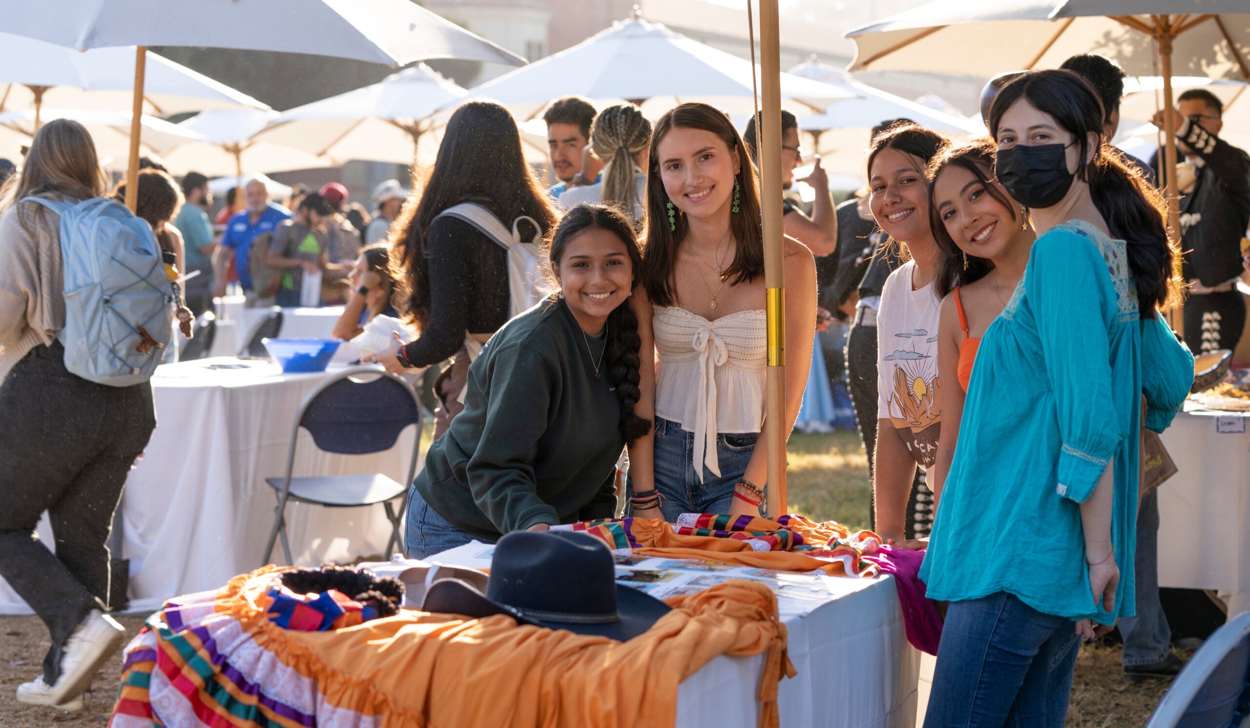 UCLA students make connections at the Latinx Welcome resource fair.